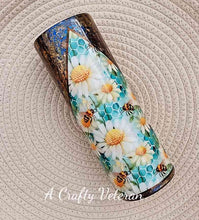 Load image into Gallery viewer, Daisies &amp; Bees 20oz- Vinyl and Foils Tumbler
