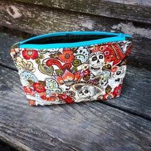 Load image into Gallery viewer, Zippered Bag- Skulls &amp; Flowers
